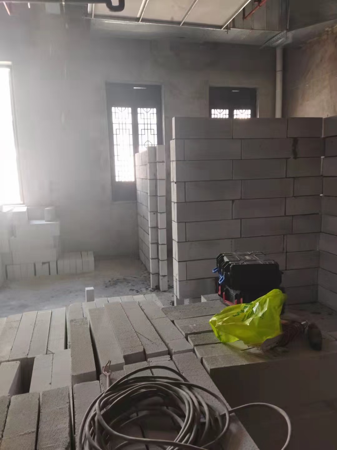 宾馆轻质砖隔墙施工现场